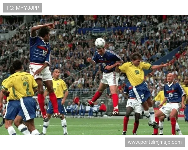 历届世界杯：回顾足球盛事的精彩瞬间与历史变迁